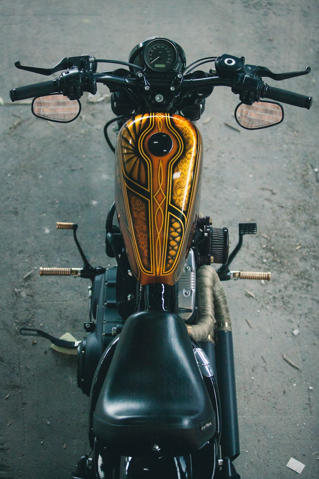 brown and black cruiser motorcycle